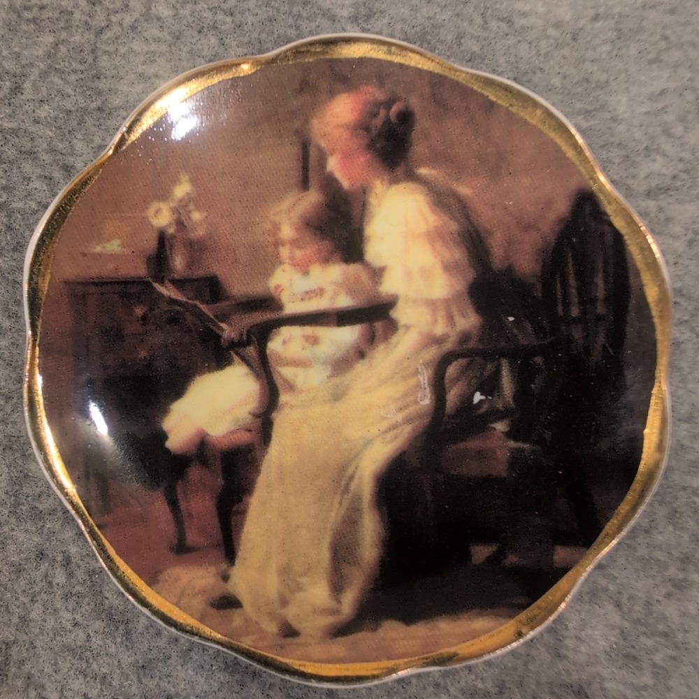 Staffordshire Collection Bone China Trinket Dish England‎ Mother Child 2.75"